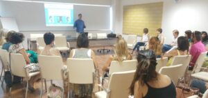 Lee más sobre el artículo Taller «Tecnología de comunicación y cambio orientada a la mejora personal» en Figueres.